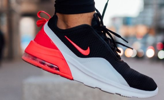 nike running shoe for overpronation